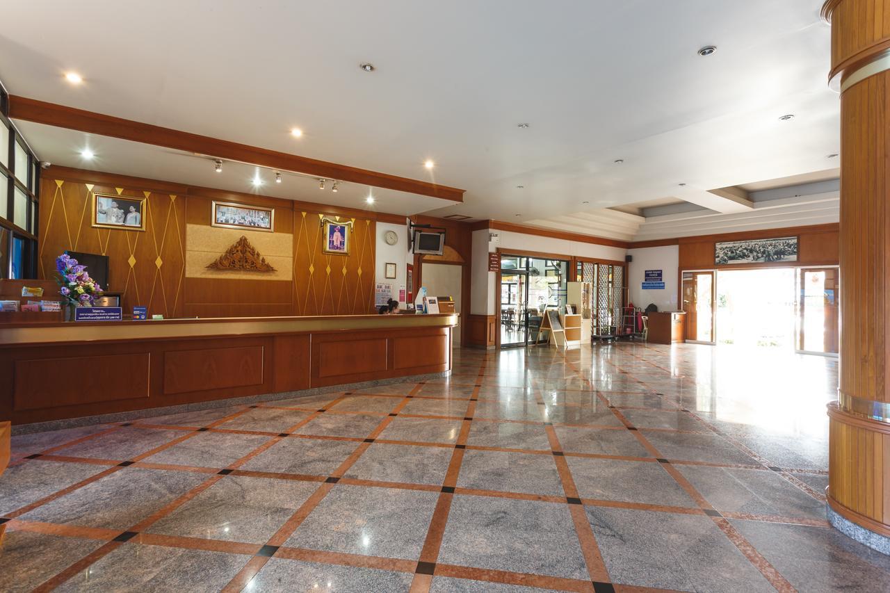 Surin Majestic Hotel מראה חיצוני תמונה