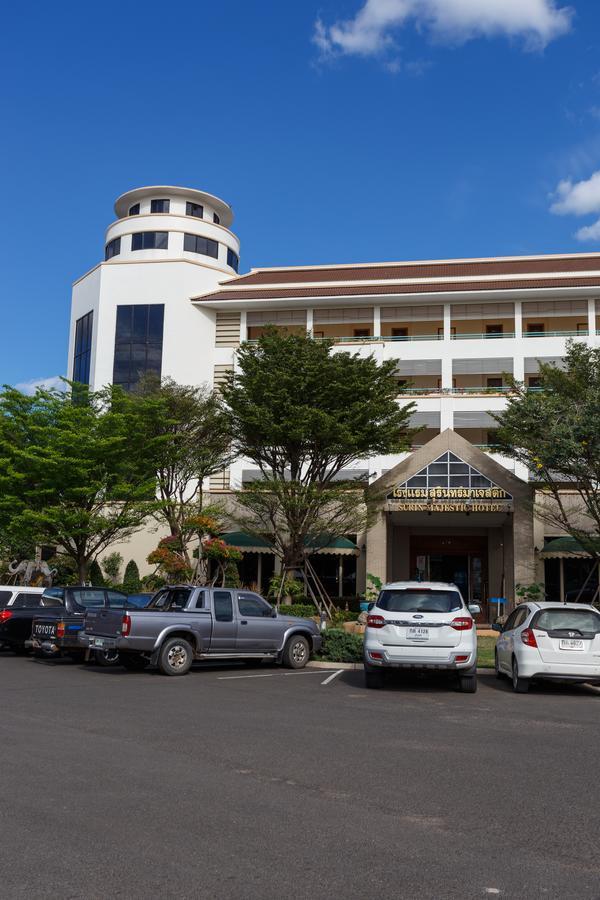Surin Majestic Hotel מראה חיצוני תמונה