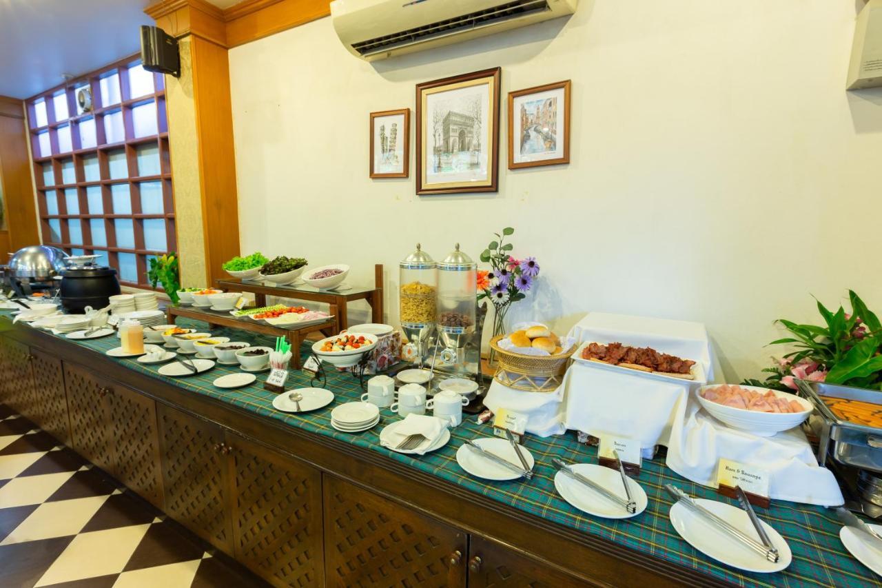 Surin Majestic Hotel מראה חיצוני תמונה
