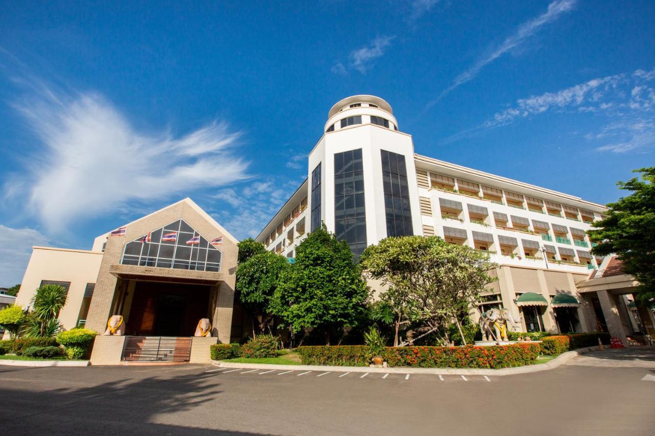 Surin Majestic Hotel מראה חיצוני תמונה