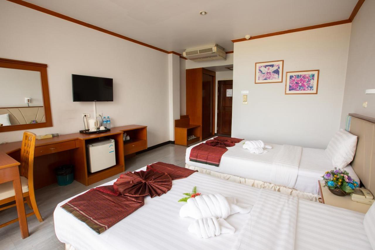 Surin Majestic Hotel מראה חיצוני תמונה